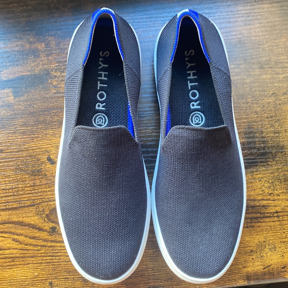 Rothy’s Black Shoe - Picture 2 of 5